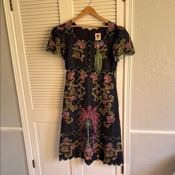 NWT Farm Rio Embroidered dress with cutouts - Picture 1 of 10